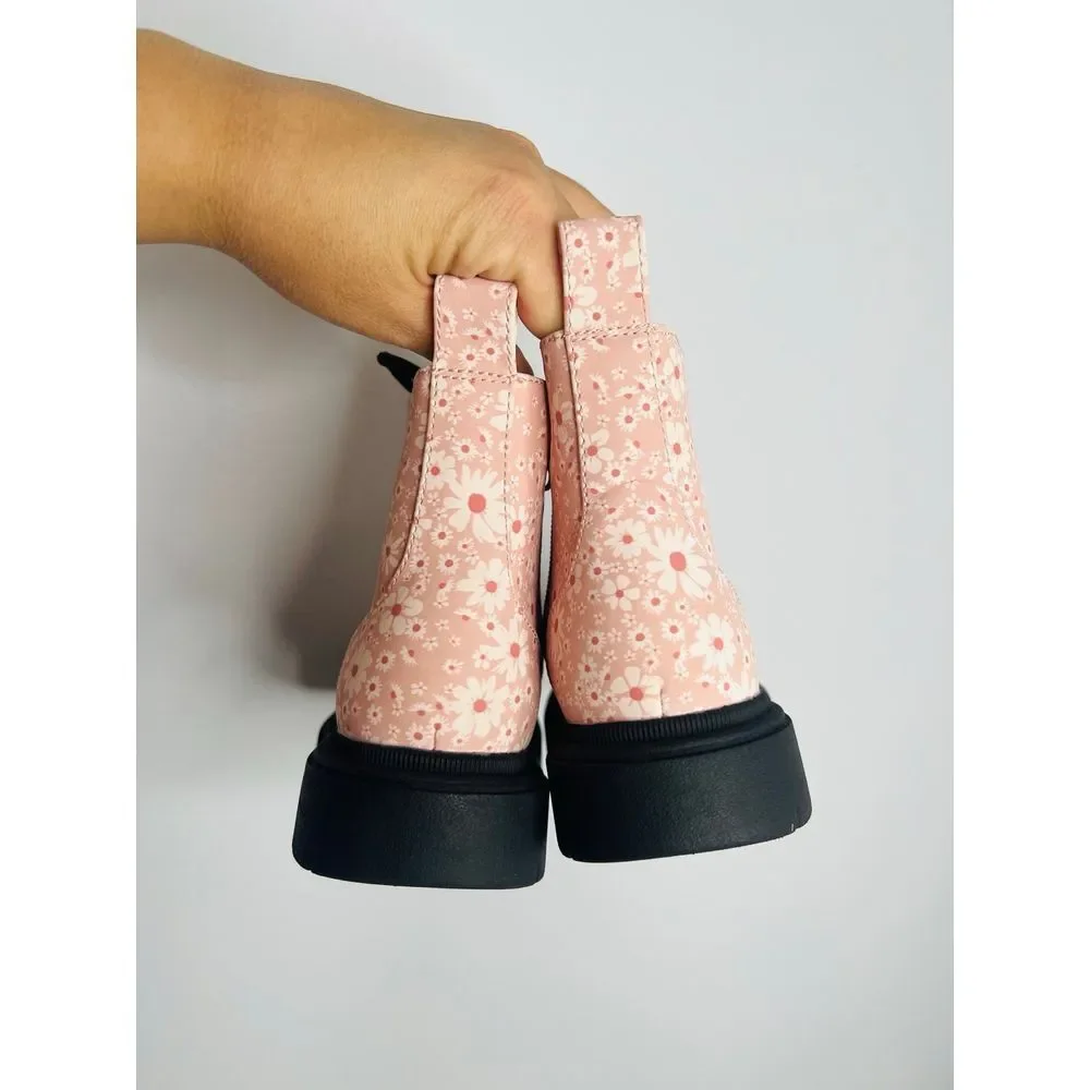 NWOB Art Class‎ Kids Floral Lace Up Zipper Boots Size 1